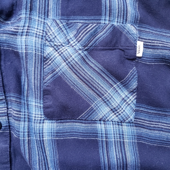Vans sleeveless flannel button down shirt - Picture 3 of 3